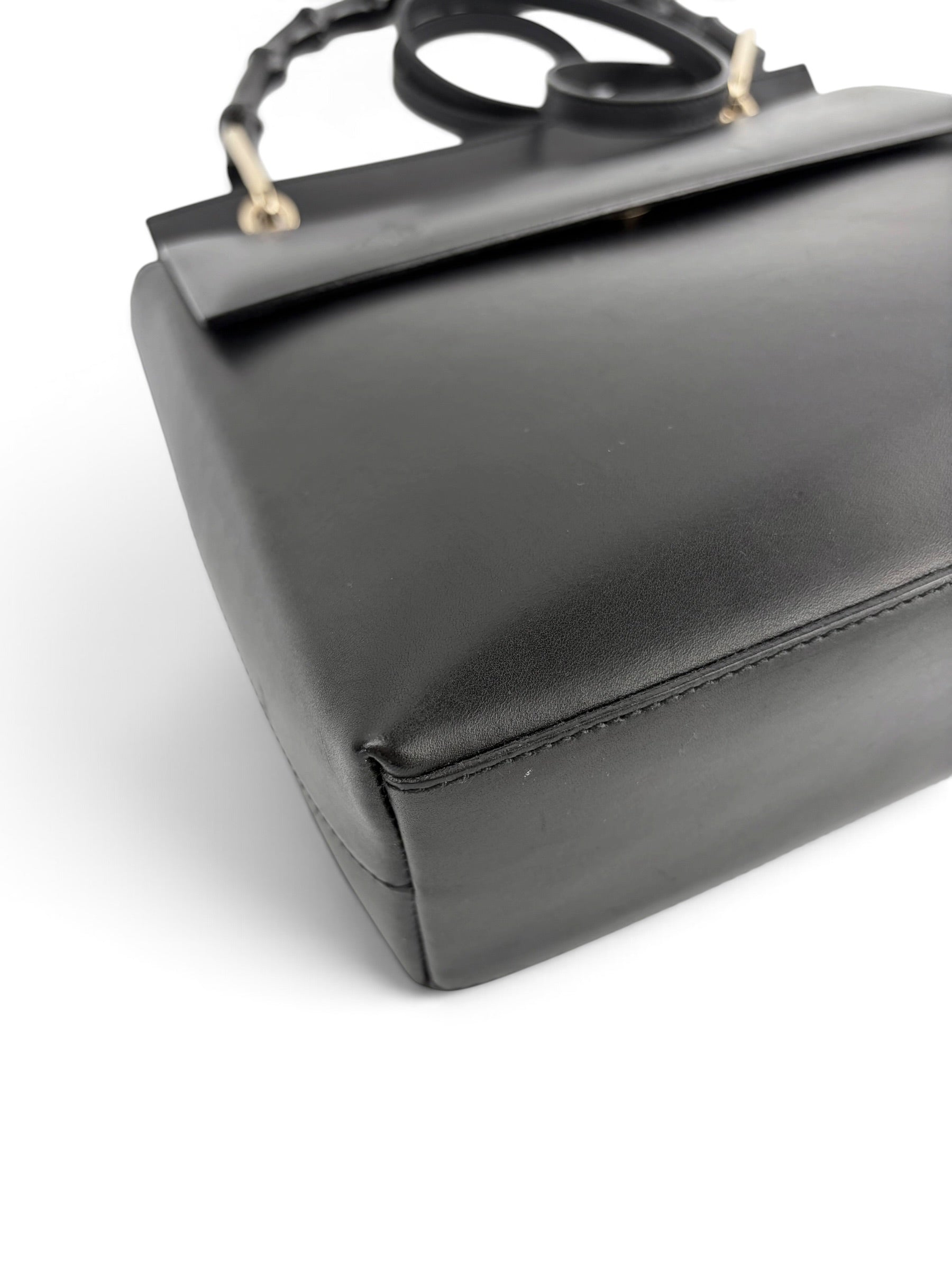 gucci-vintage-black-bamboo-top-handle-6