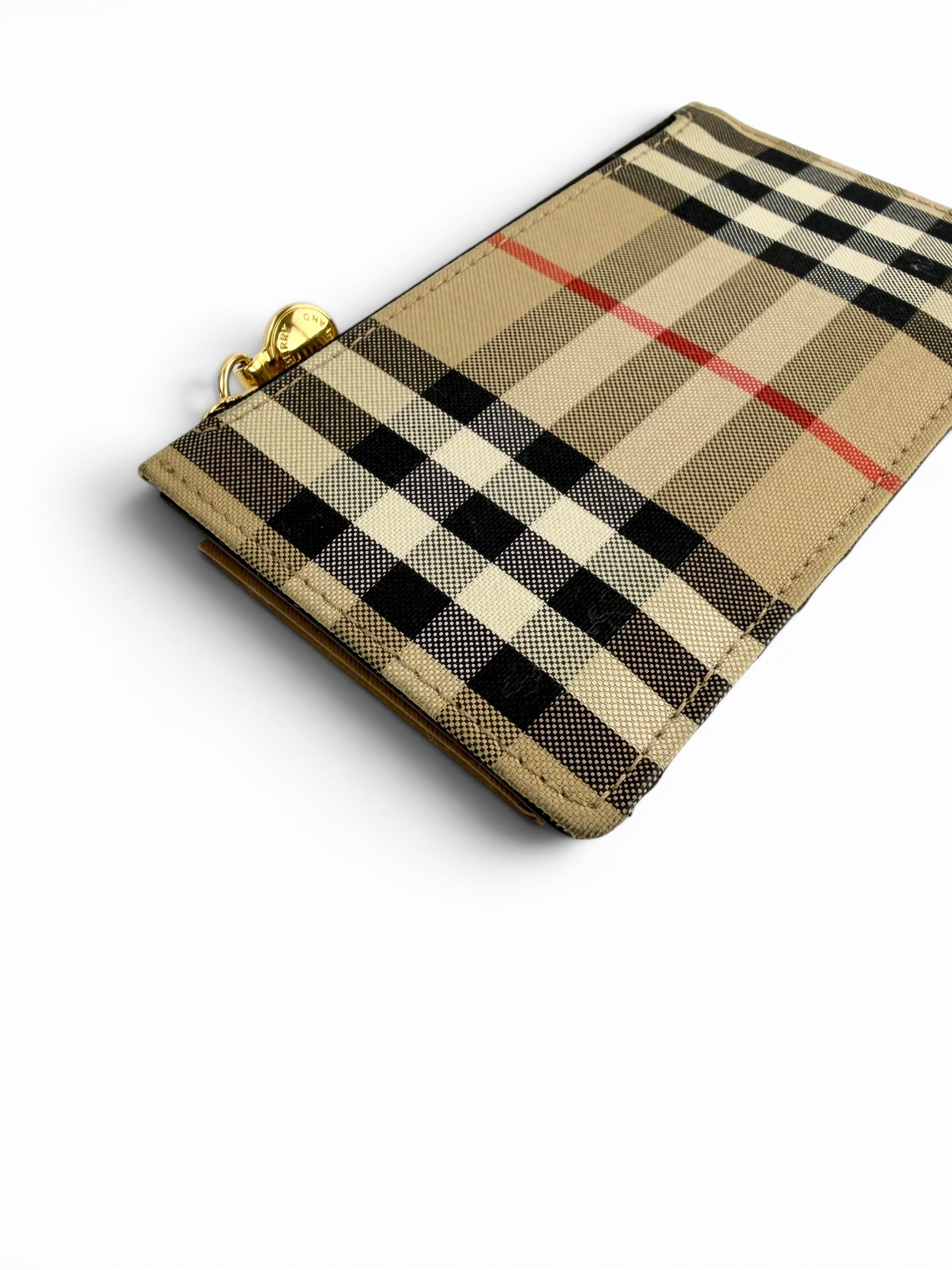 burberry-check---black-leather-cardholder-4
