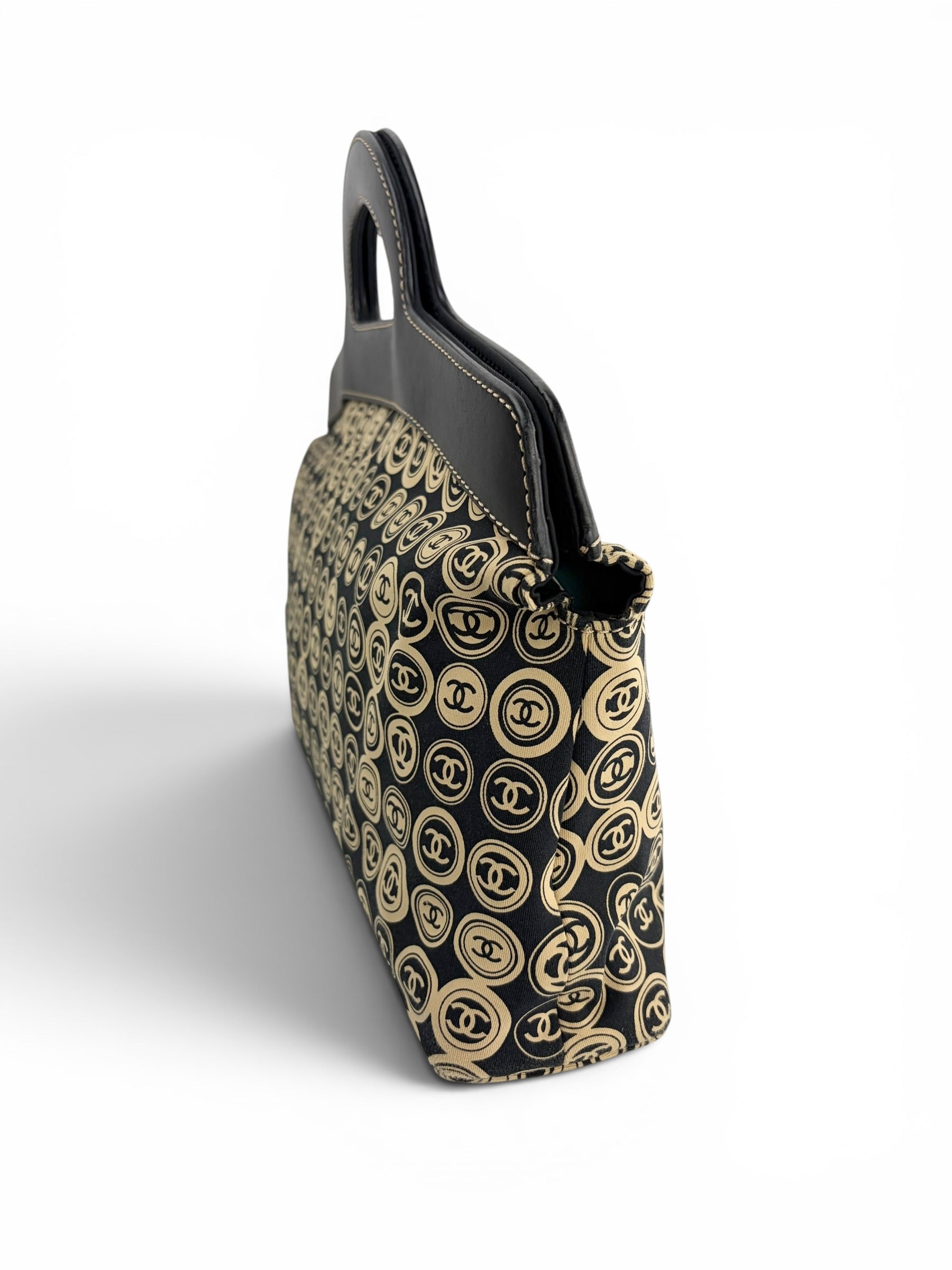 chanel-vintage-cc-motif-jersey-frame-bag-2