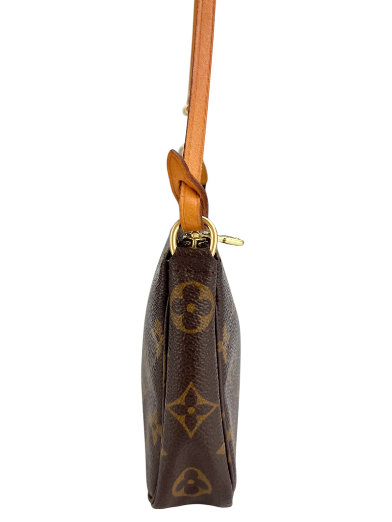 Louis Vuitton Monogram Pochette