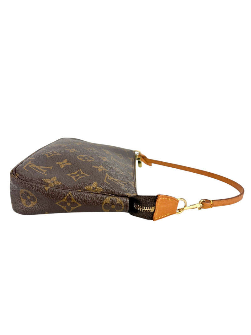 Louis Vuitton Monogram Pochette