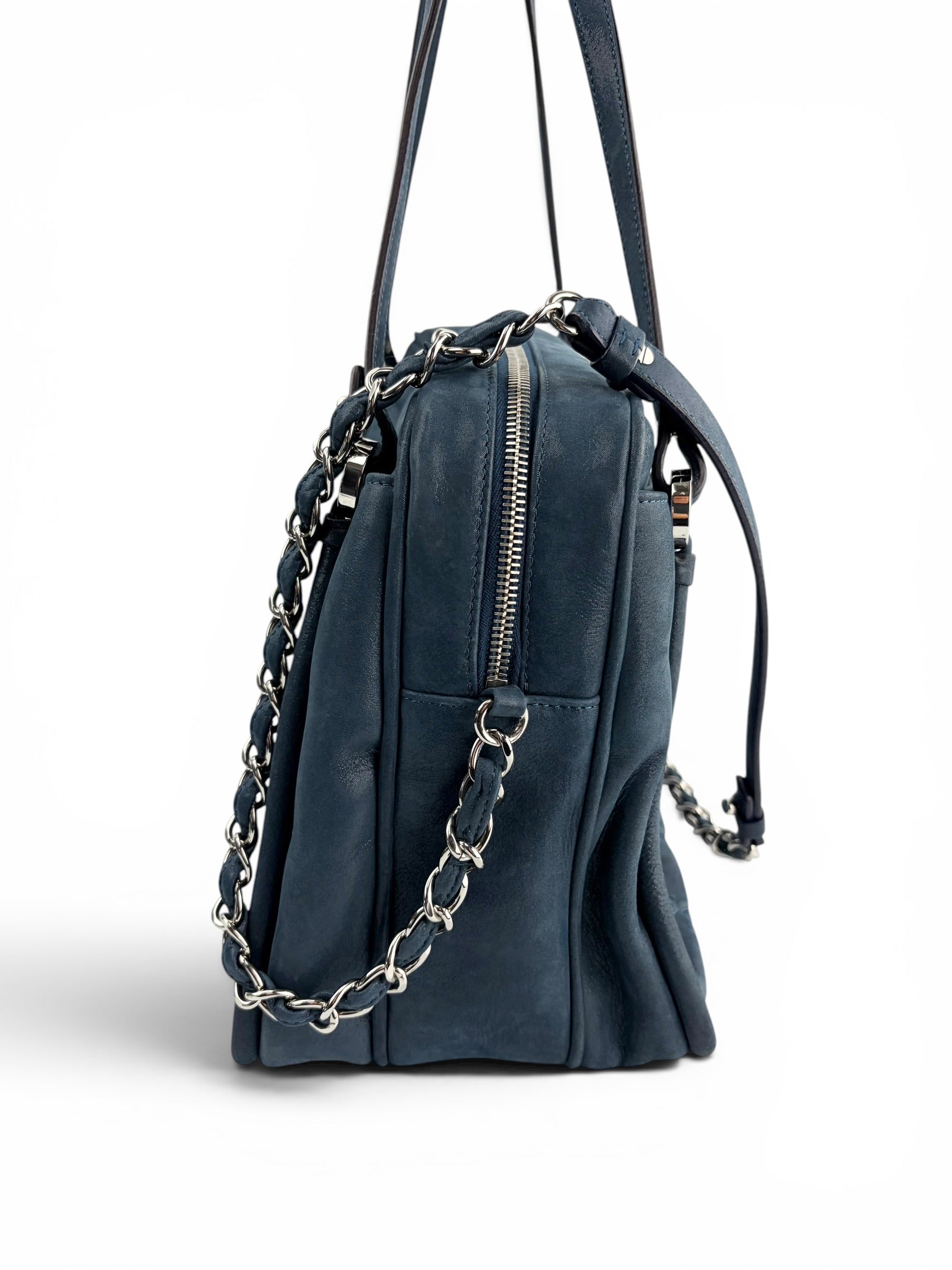 chanel-navy-leather-relax-cc-camera-shoulder-bag--3