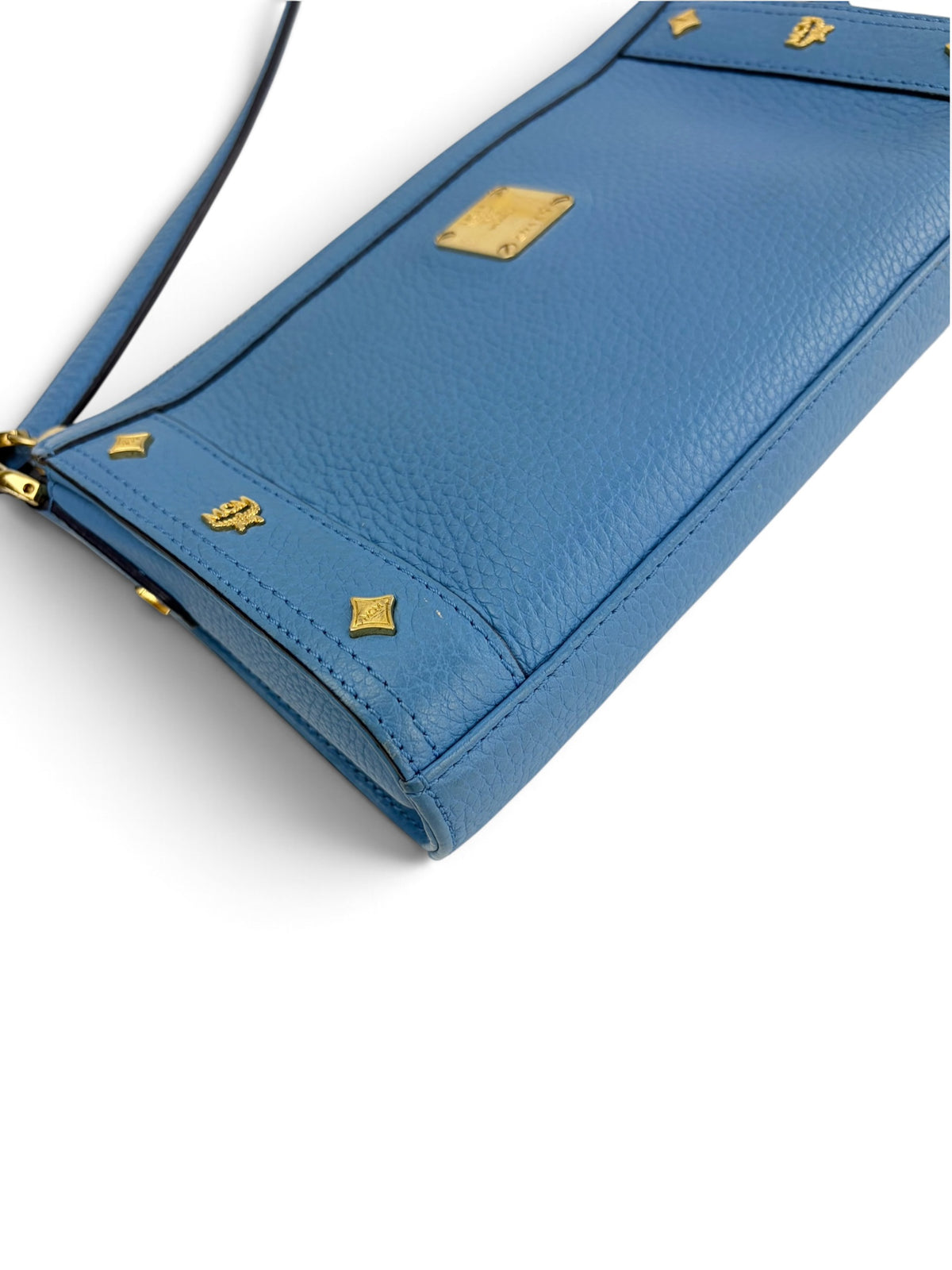 mcm-blue-leather-shoulder-bag-5