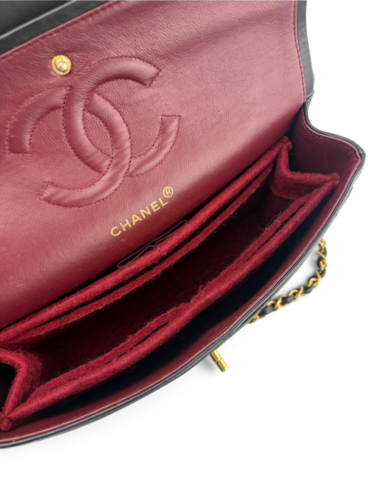 chanel-vintage-classic-medium-double-flap-11