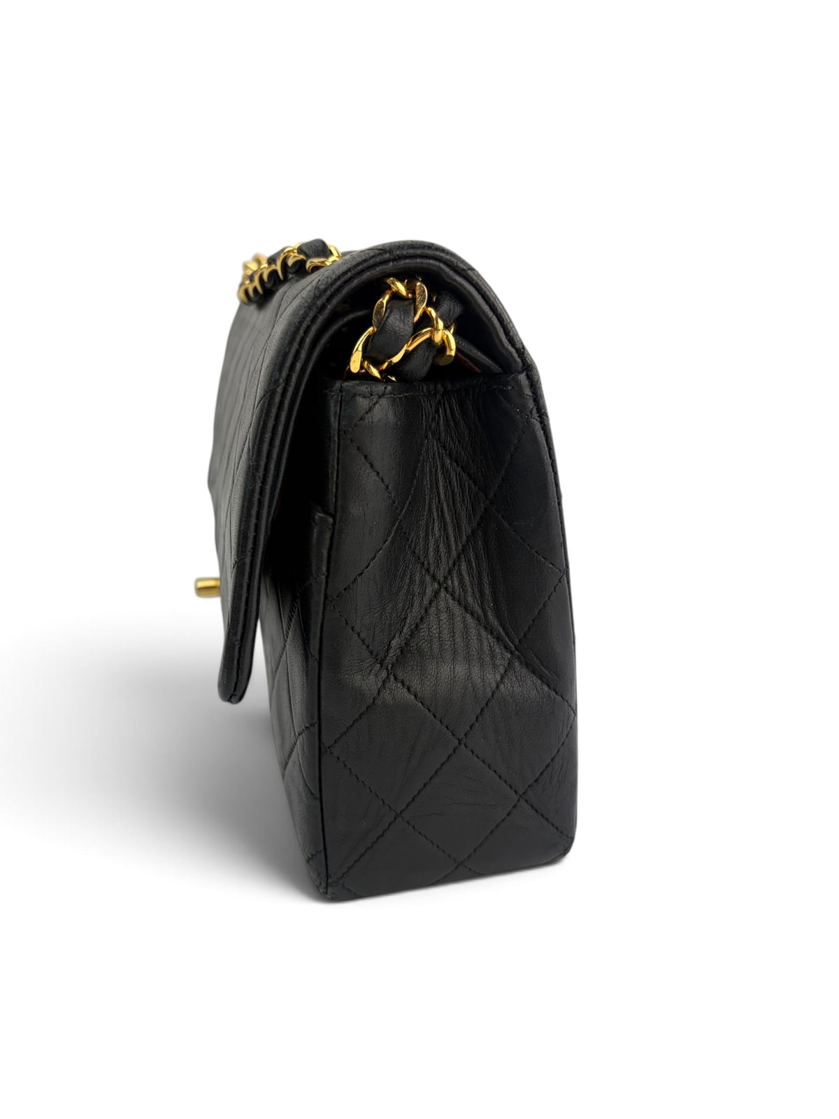 chanel-vintage-classic-medium-double-flap-1