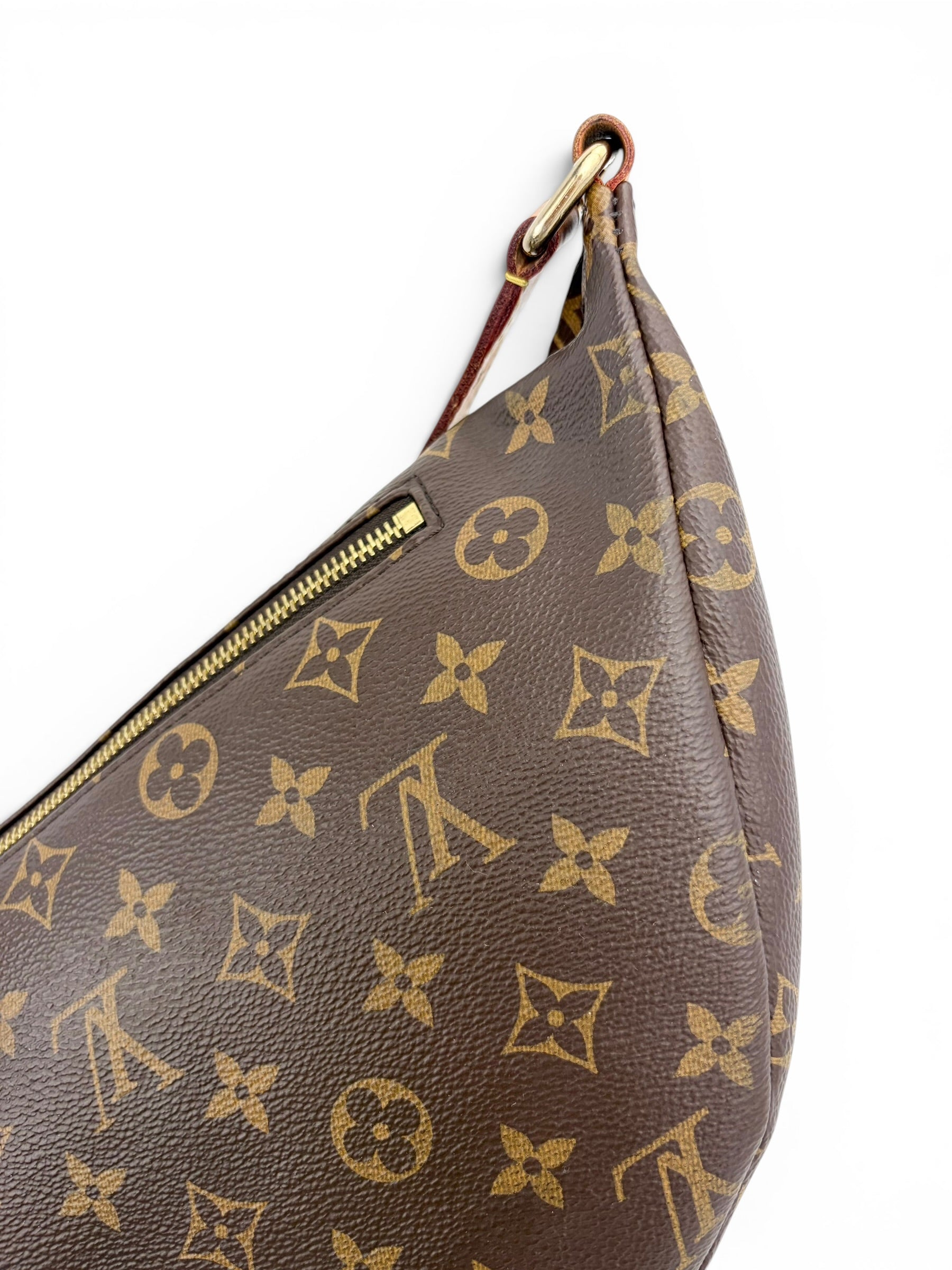 louis-vuitton-monogram-canvas-bum-bag-6
