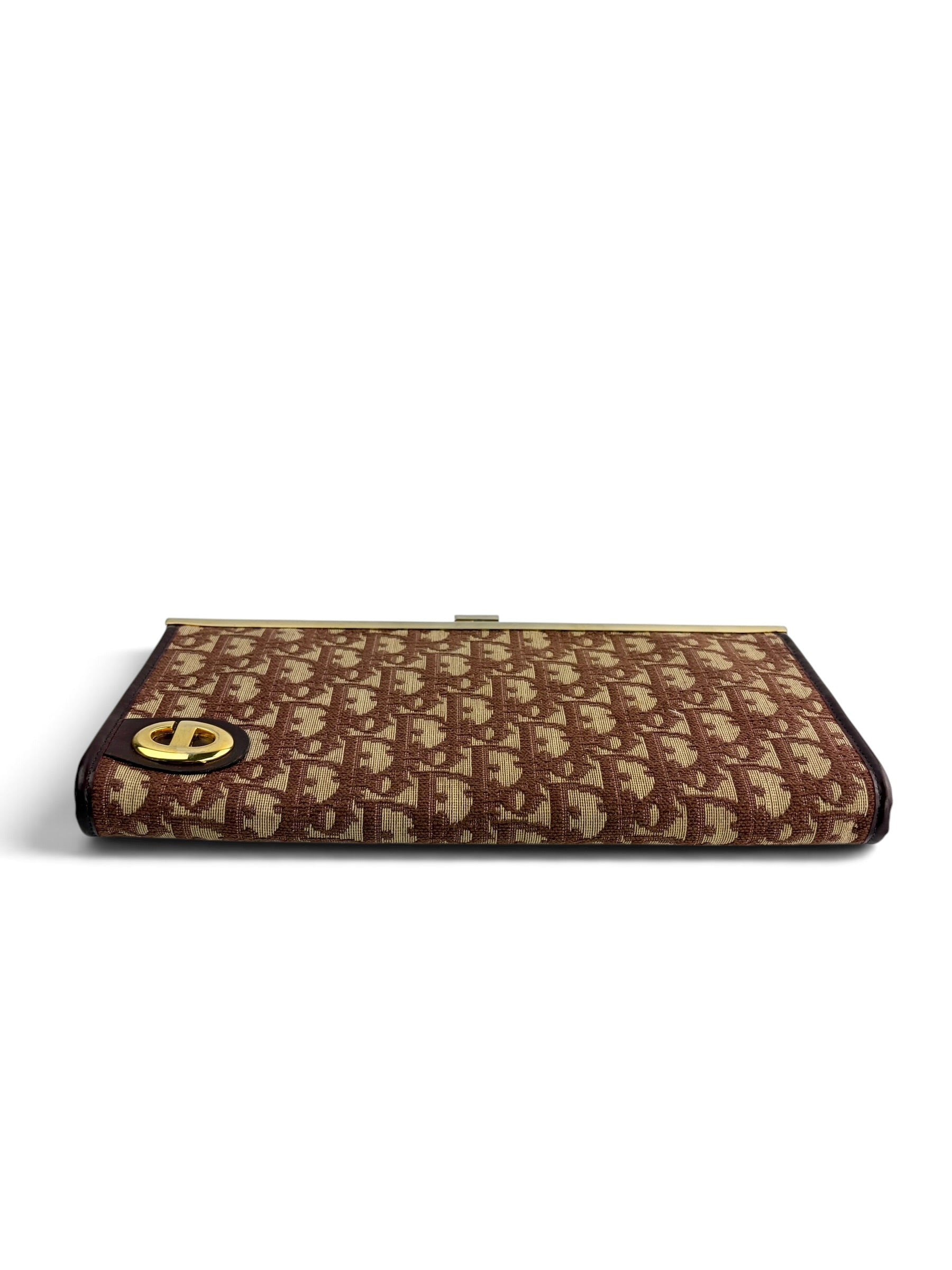 christian-dior-vintage-burgundy-trotter-kisslock-clutch--4