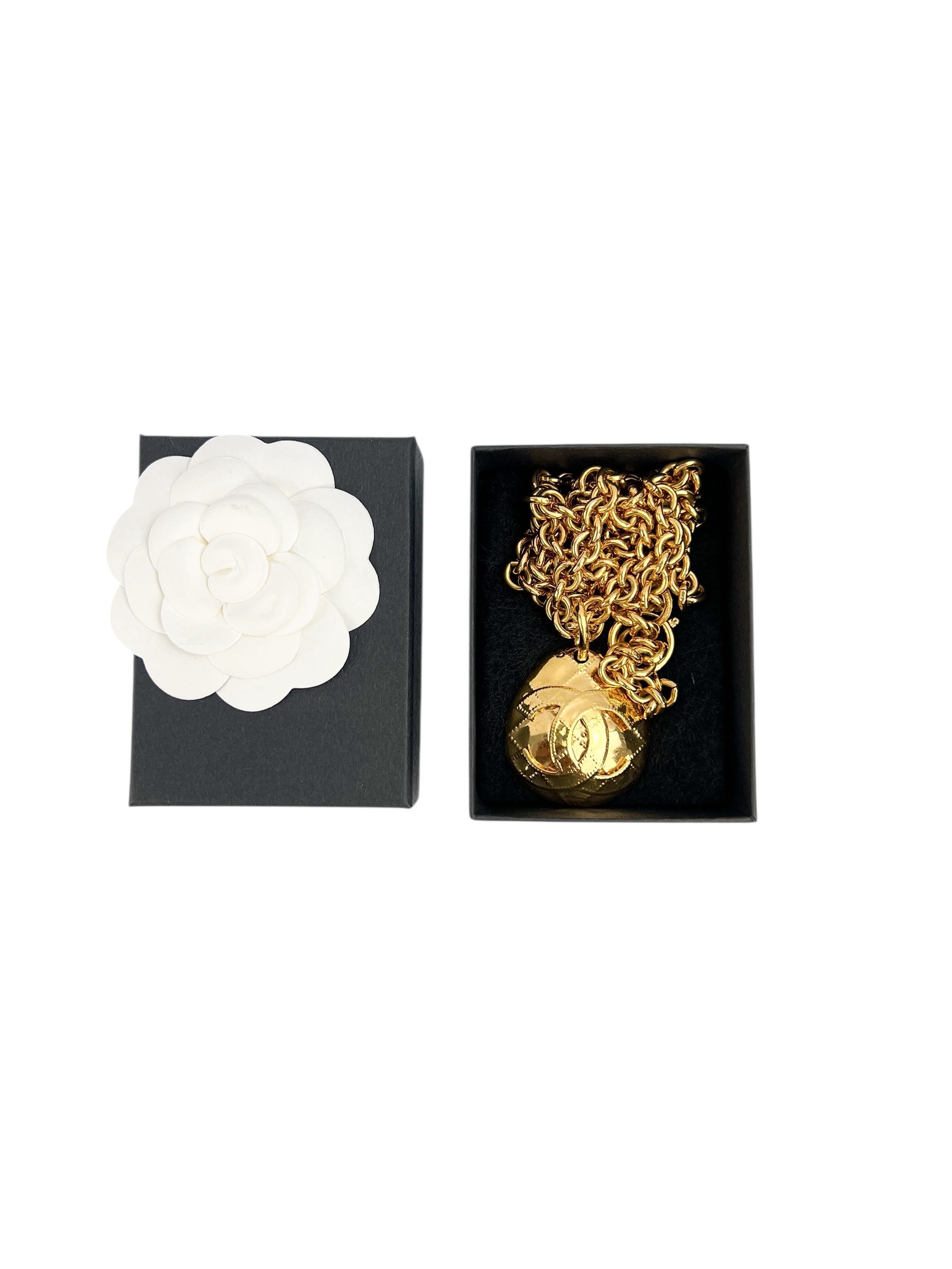 Chanel Vintage CC pendant Necklace W/ Box