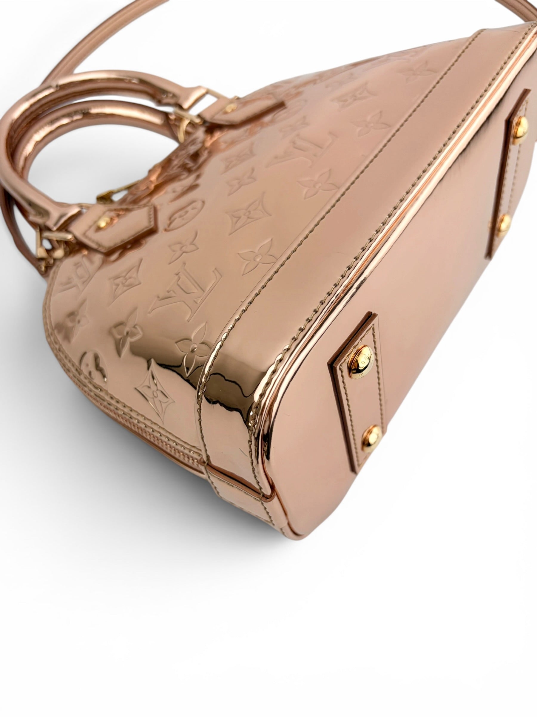 louis-vuitton-rose-gold-mirrior-alma-bb--7