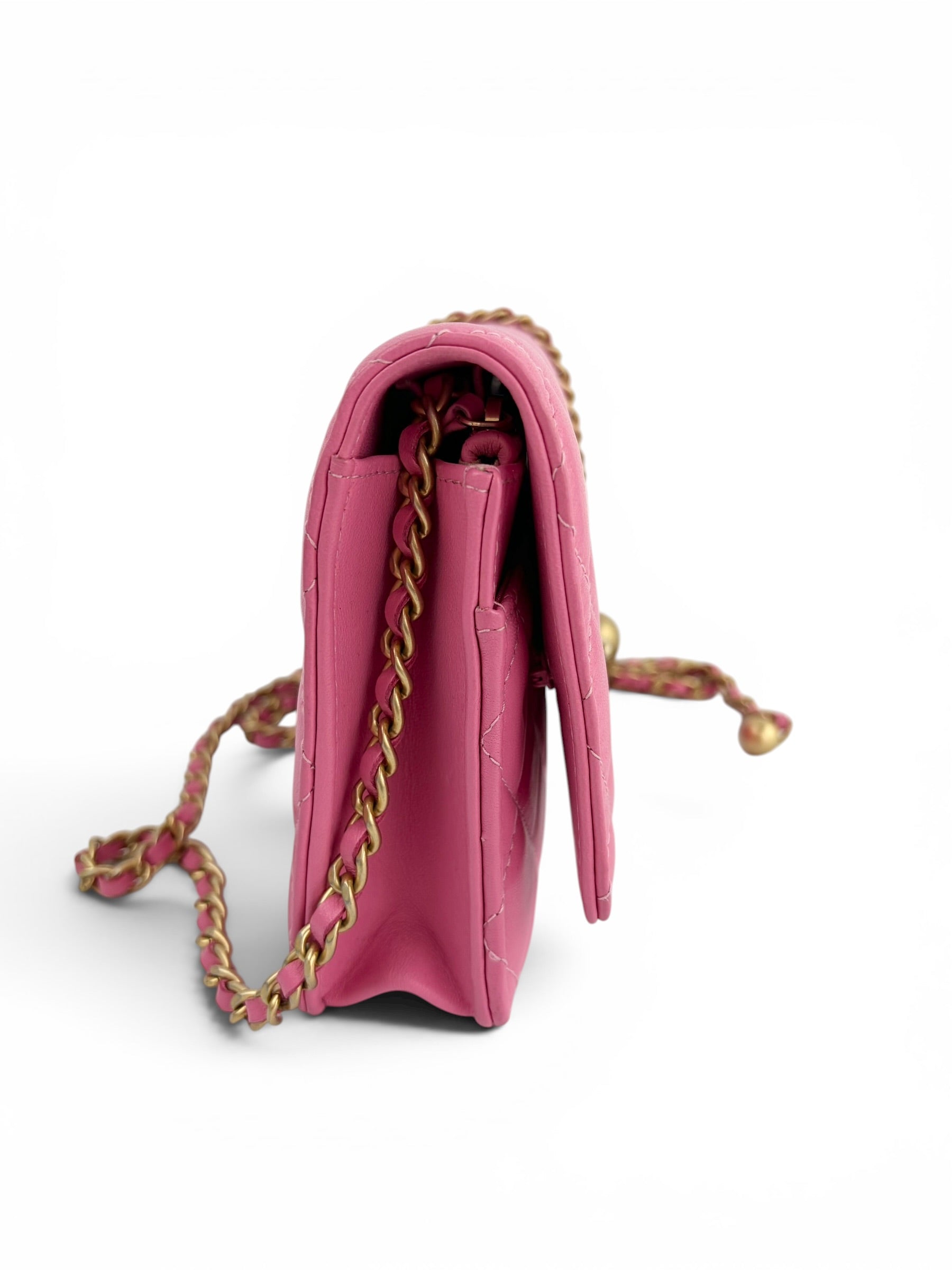 chanel-barbie-pink-lambskin-pearl-crush-woc--2