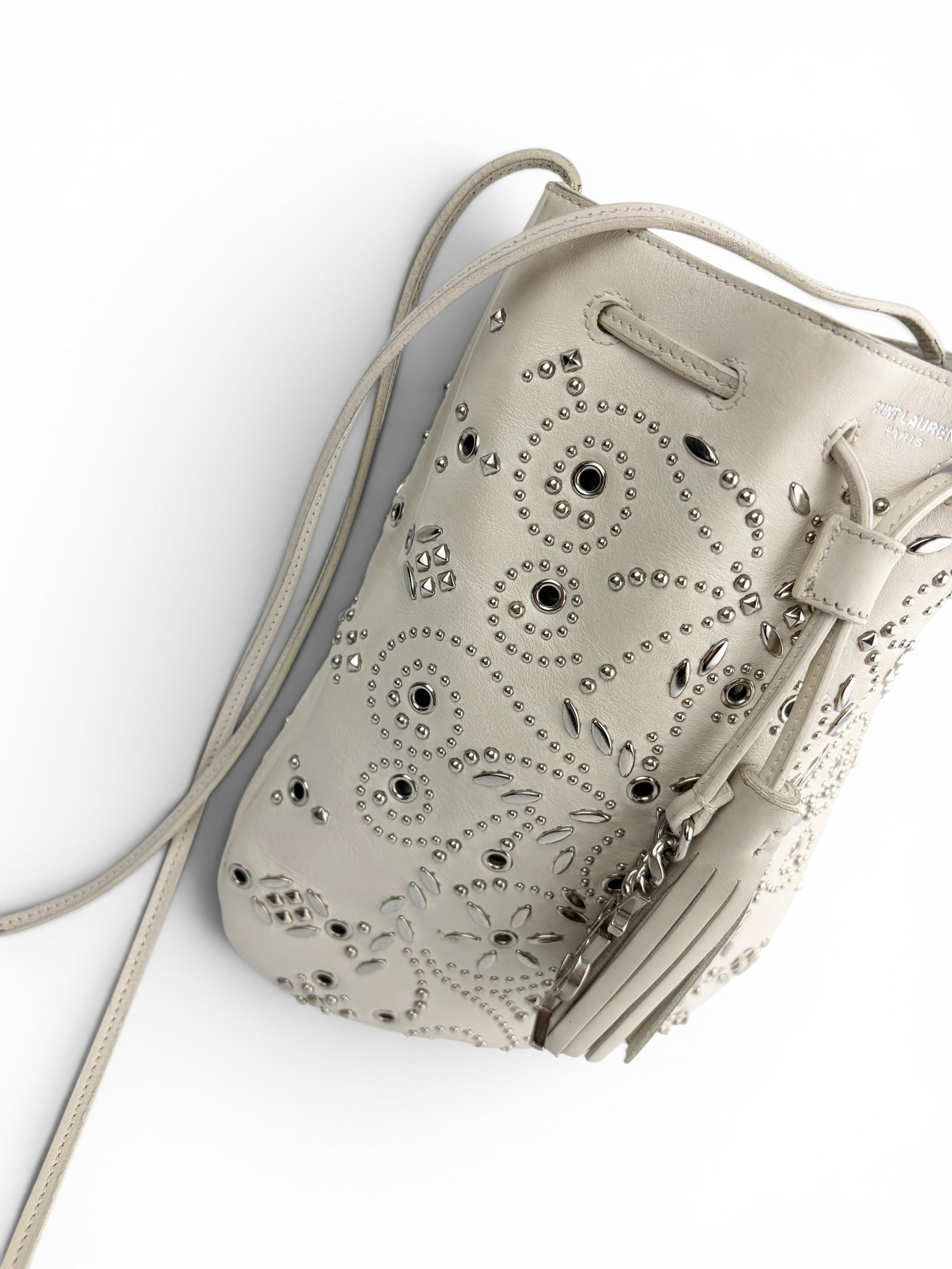 saint-laurent-small-off-white-jen-studded-bucket-crossbody--2
