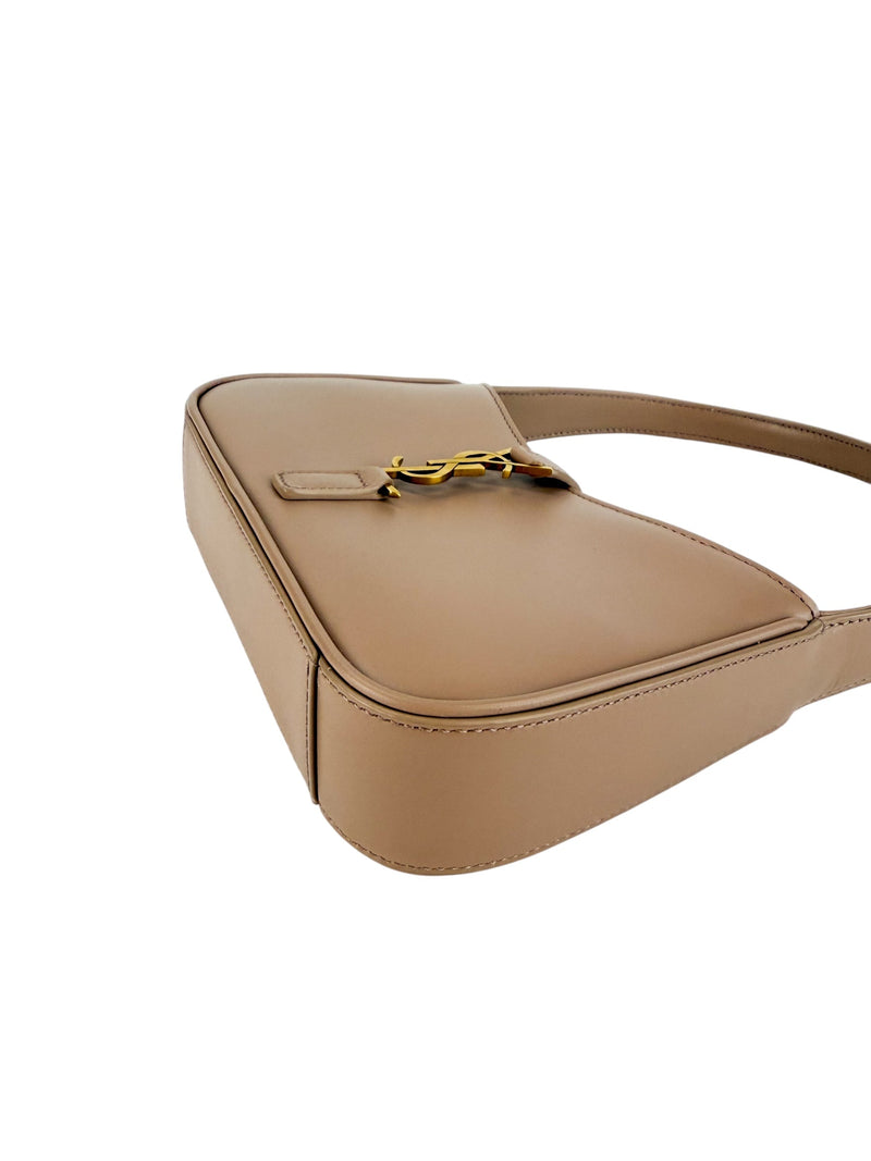 Saint Laurent Beige Mini le 5 à 7