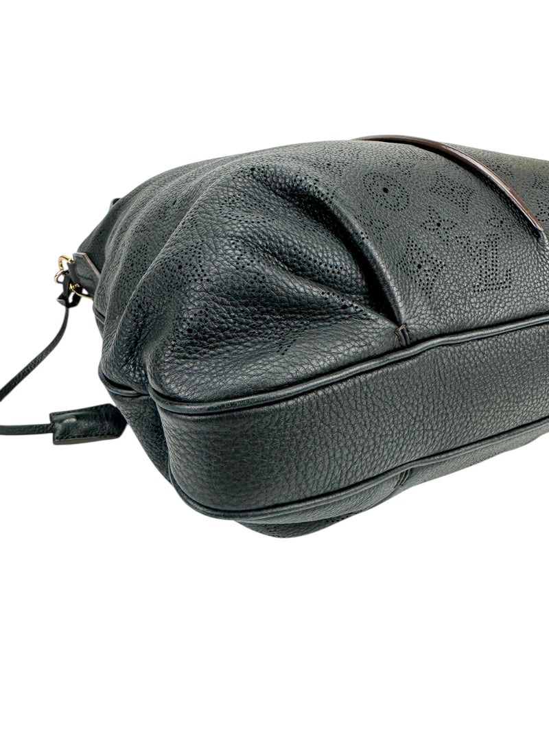 Louis Vuitton Black Mahina Leather Selene PM