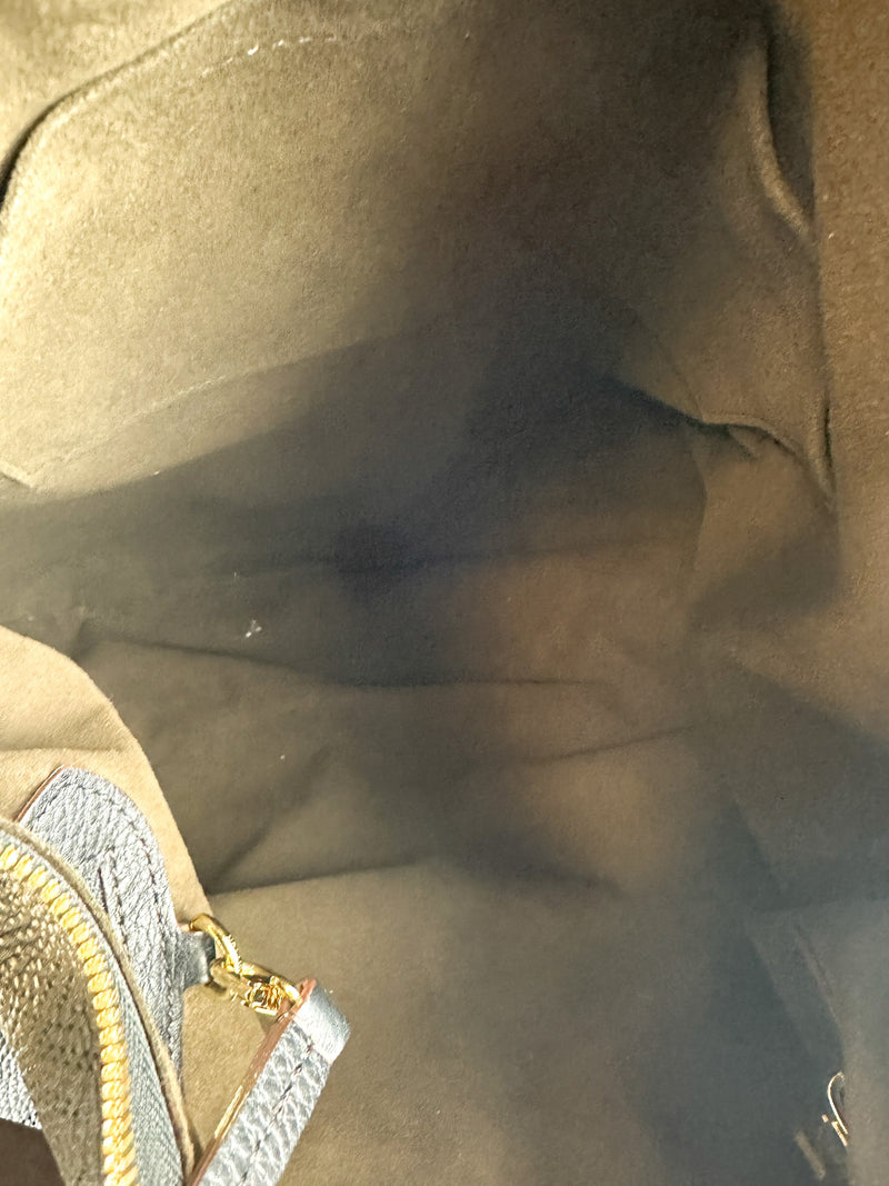 Louis Vuitton Black Mahina Leather Selene PM