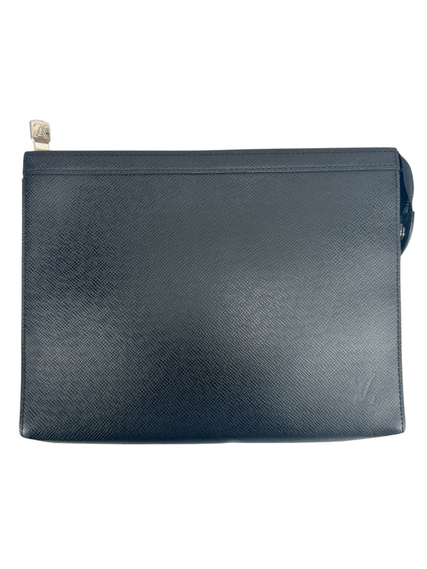 Louis Vuitton Black Taiga  Toiletry/Clutch 26