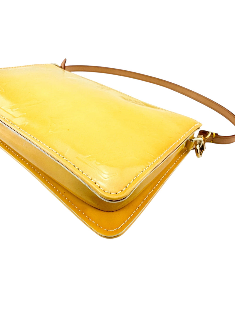 Louis Vuitton Beige Vernis Lexington Pochette