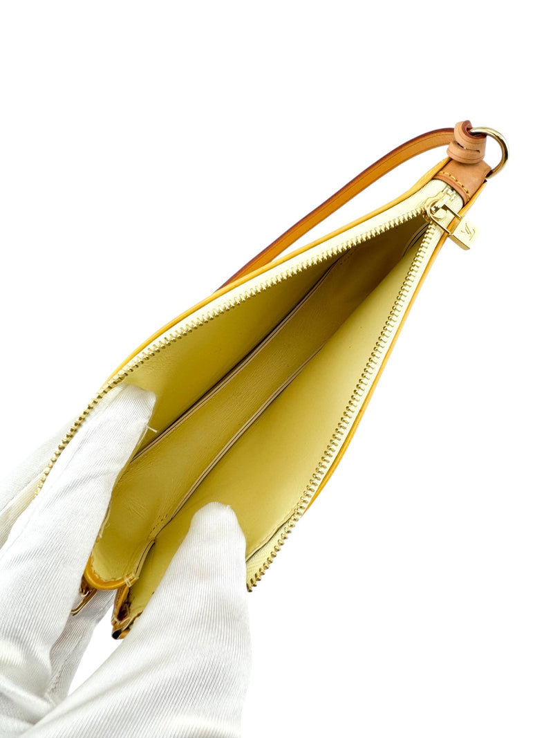 Louis Vuitton Beige Vernis Lexington Pochette