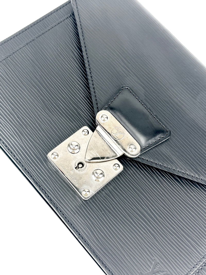 Louis Vuttion Black Epi Leather Pochette Sellier Dragonne Clutch Bag
