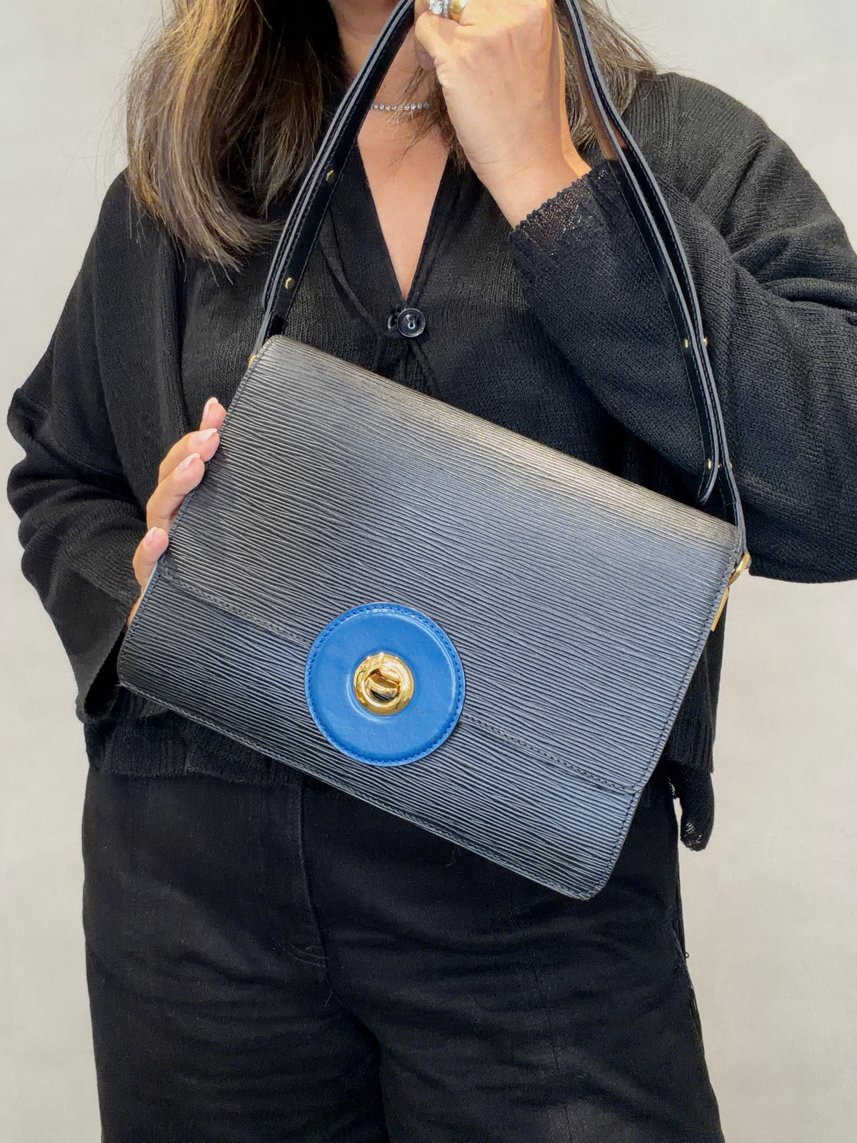Louis Vuitton Free Run Epi Leather Shoulder Bag Noir Blue