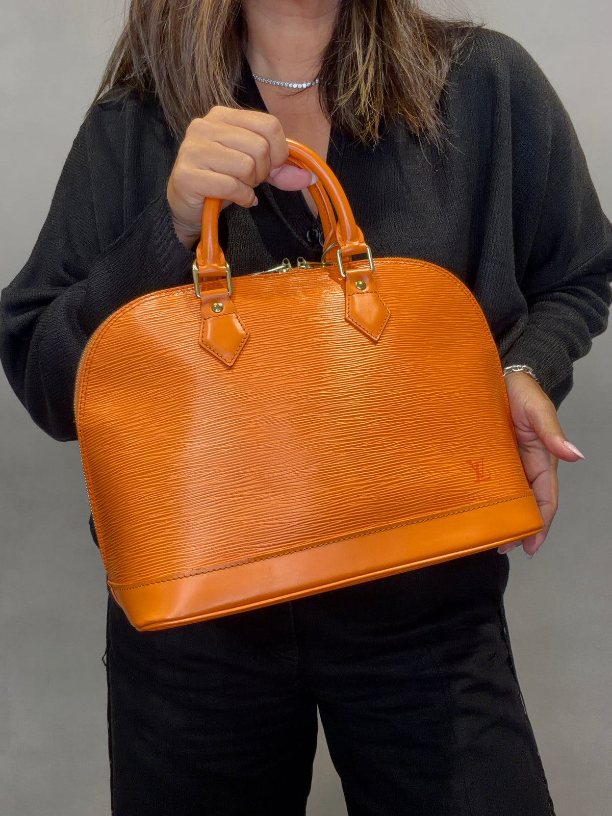 Louis Vuitton Epi Leather Alma PM Hand Bag Mandarin Orange