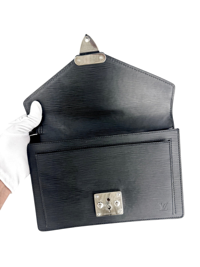Louis Vuttion Black Epi Leather Pochette Sellier Dragonne Clutch Bag