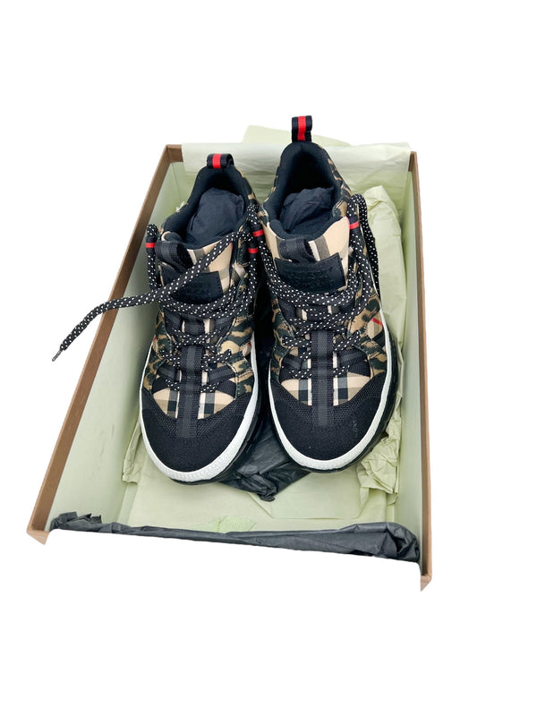 Burberry Low Top Sneakers Size 35 W/ Box