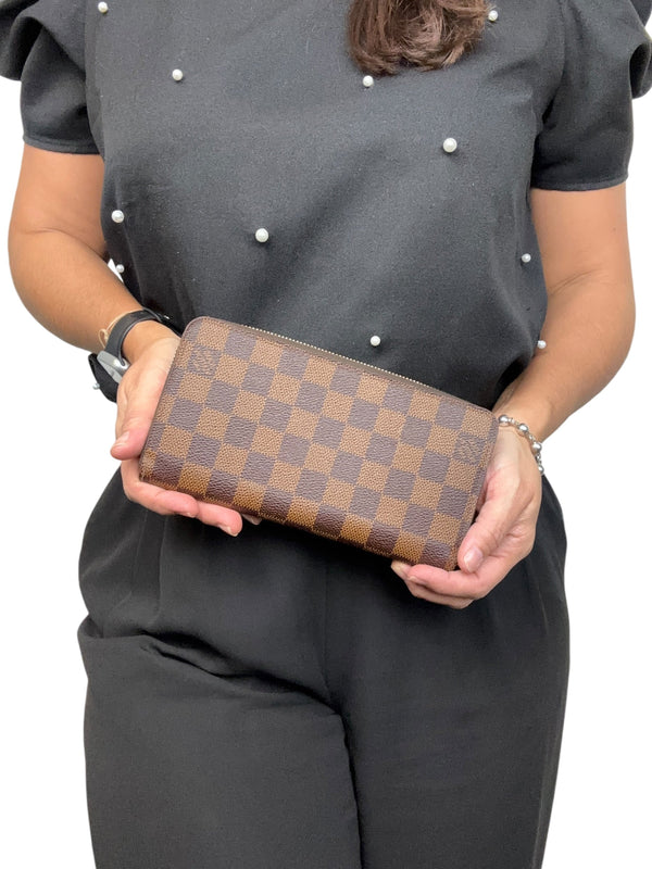 Louis Vuitton Damier Ebene Long Zippy Wallet