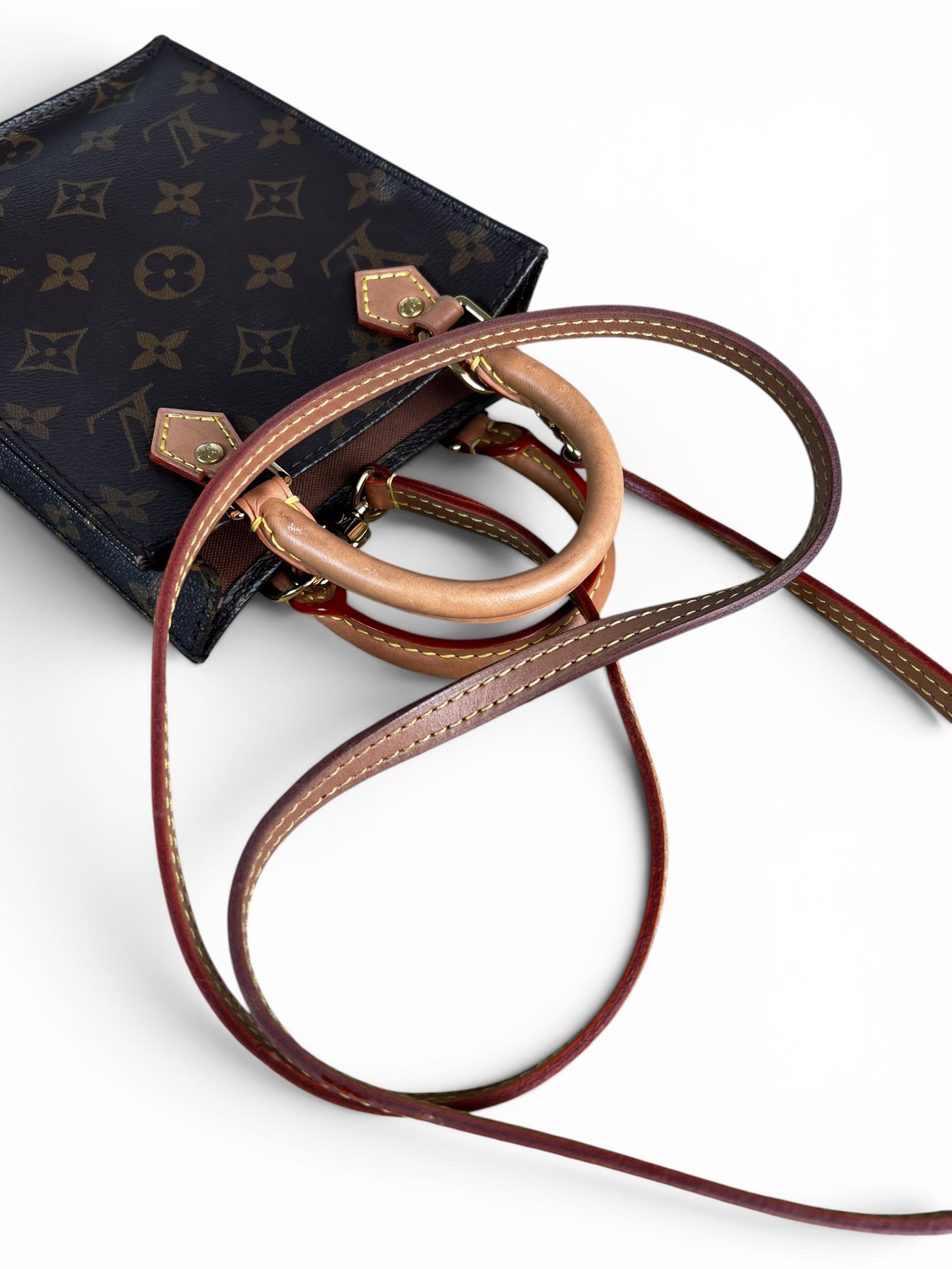 Louis Vuitton Monogram Canvas Petit Sac Plat