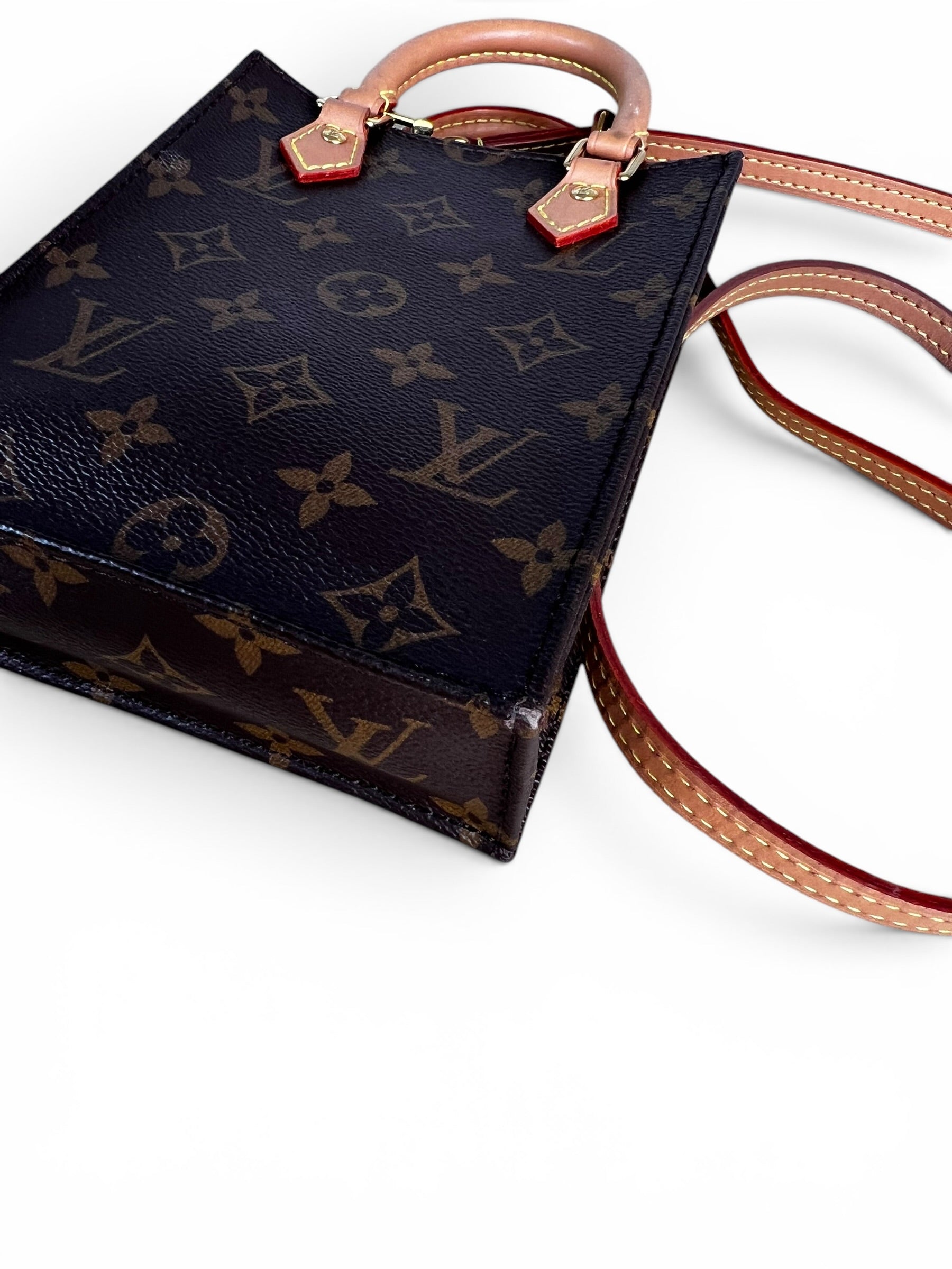 Louis Vuitton Monogram Canvas Petit Sac Plat