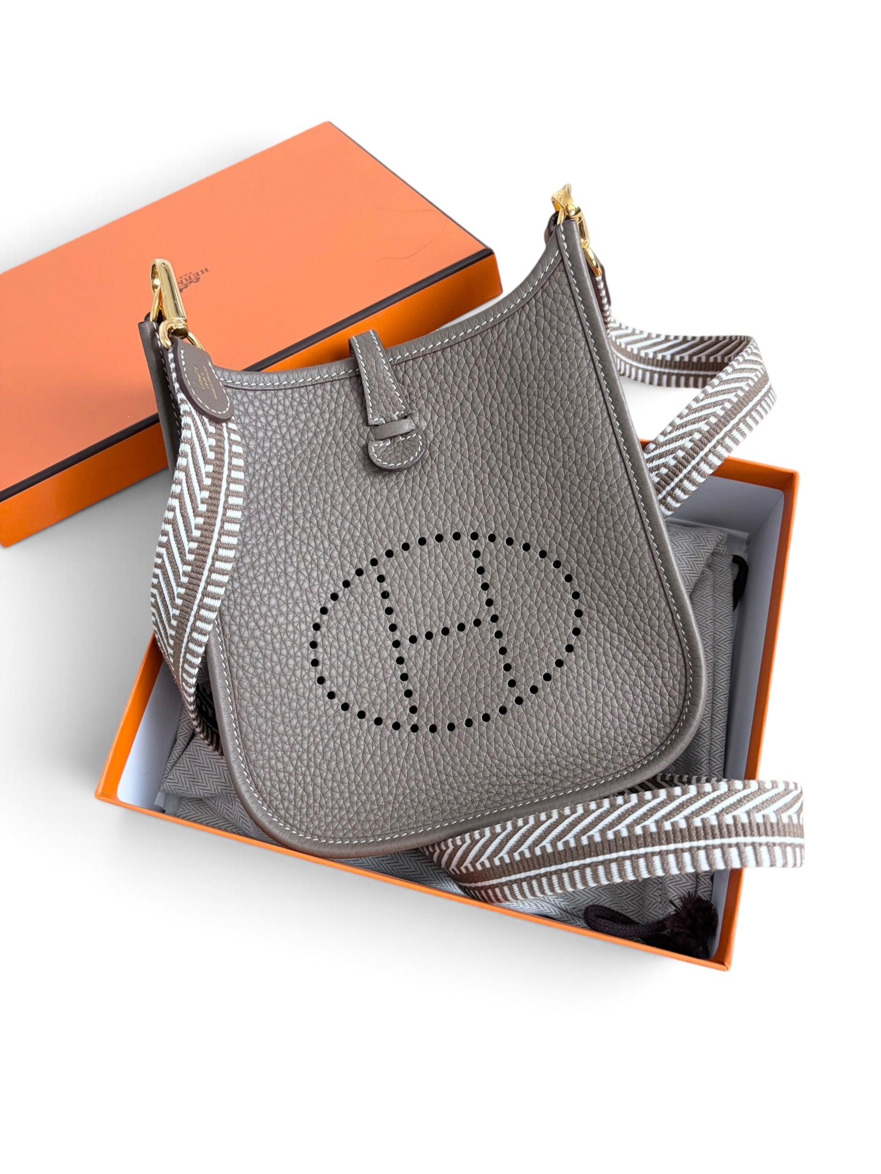 Hermes Etoupe Gris Pale Clemence Amazone Mini Evelyne 16 TPM