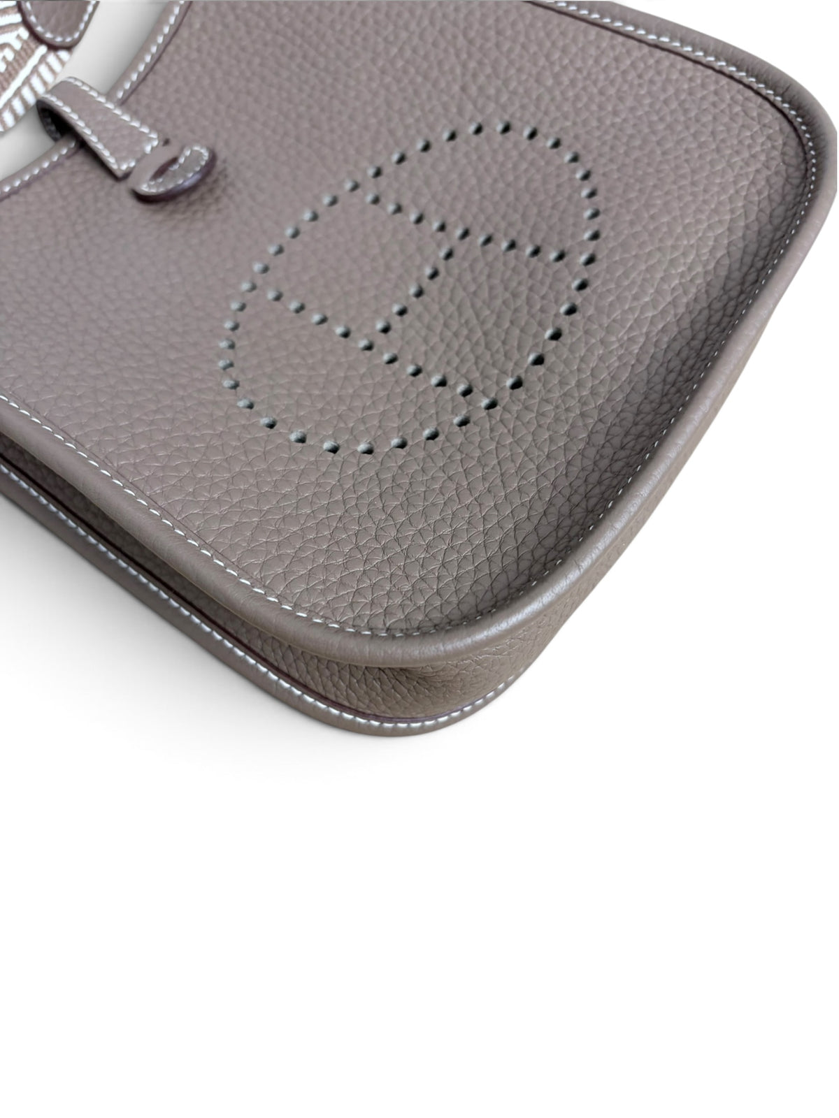 Hermes Etoupe Gris Pale Clemence Amazone Mini Evelyne 16 TPM
