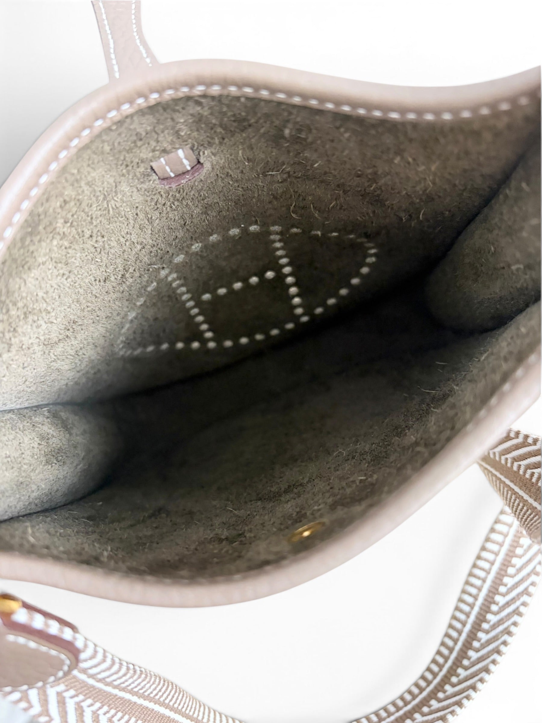 Hermes Etoupe Gris Pale Clemence Amazone Mini Evelyne 16 TPM