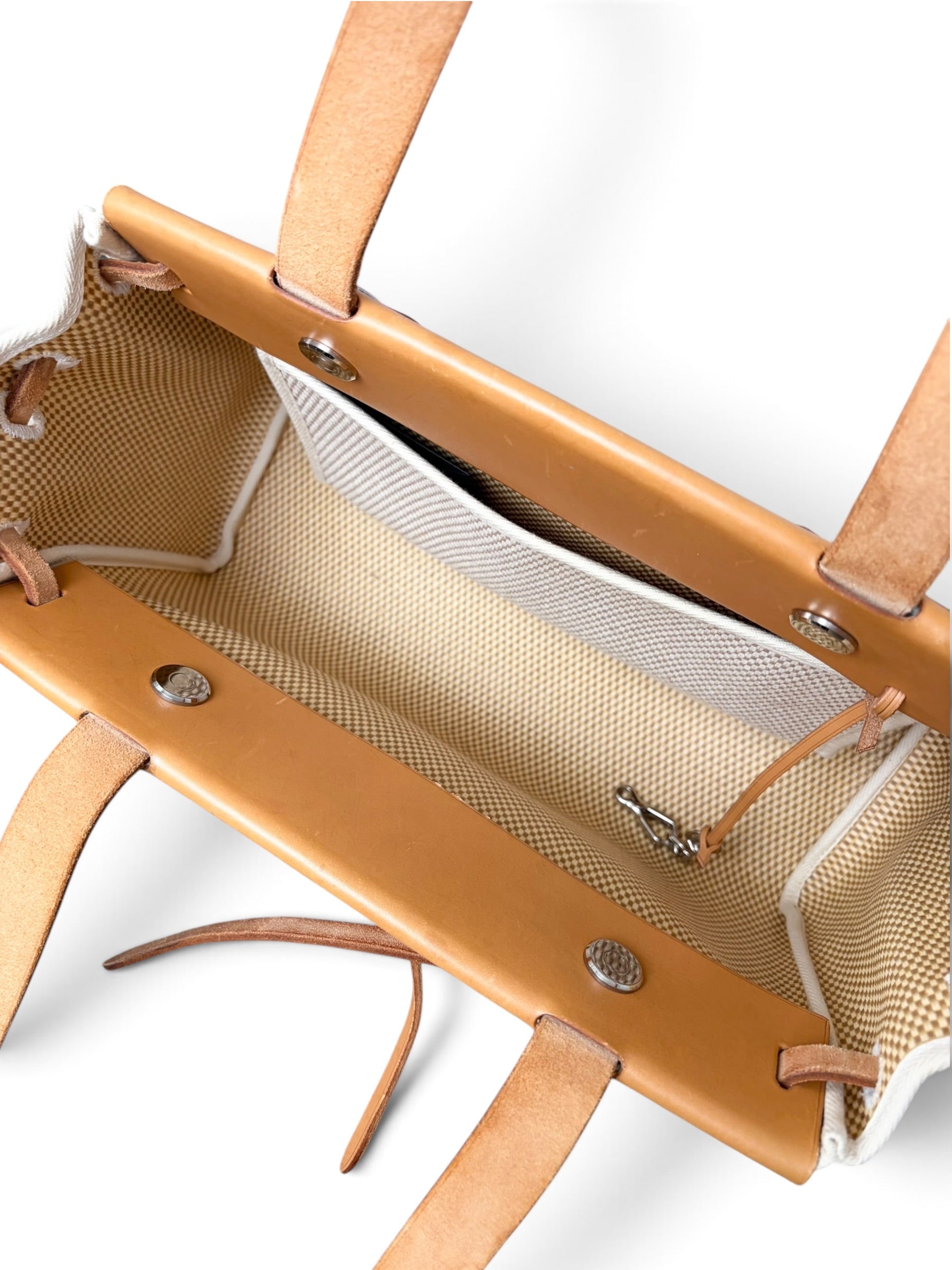 Hermes Vintage Natural Ecru H Vache Hunter Cabas Herbag PM