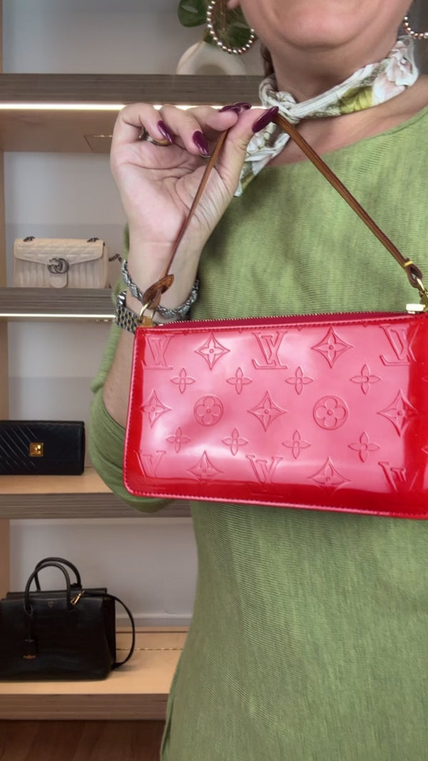 Louis Vuitton Rouge Vernis Lexington Pochette