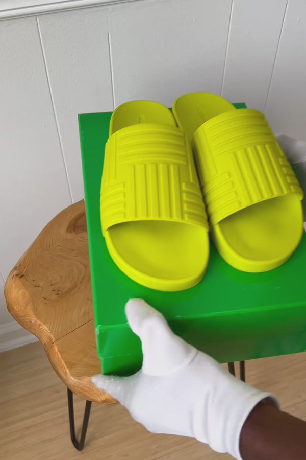 Bottega Veneta Green Rubber Slides Size 39